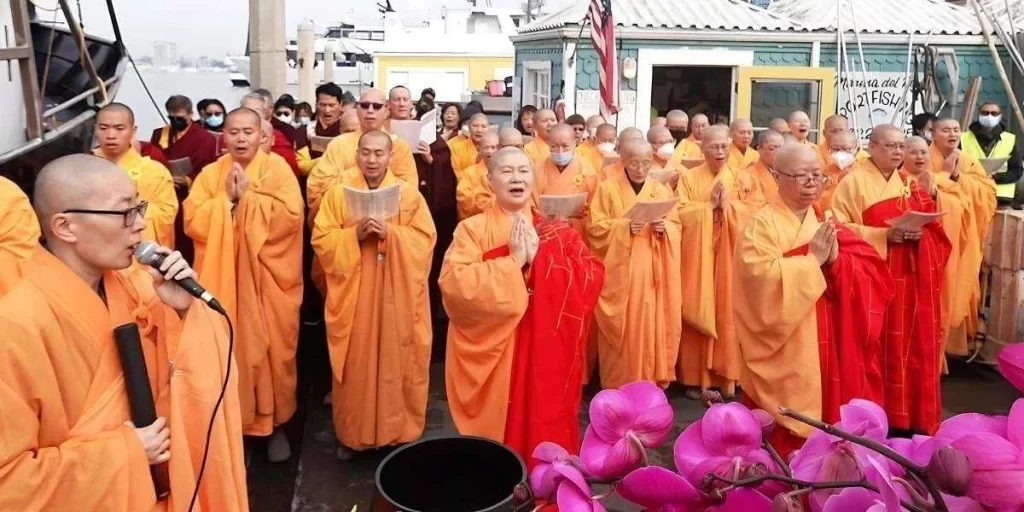 Photo of Photo Courtesy: Joyce Lee H.H. Dorje Chang Buddha III Cultural and Art Museum held a Life Release Event in Marina Del Rey, California to commemorate H.H. Dorje Chang Buddha III Day. Jiaozun Zhengda, Vice President of the World Buddhism Association Headquarters, was invited to preside over the Life Release Event.