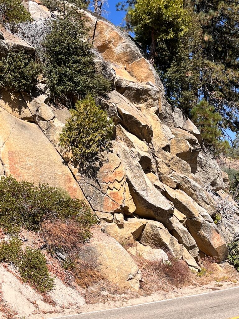 Photo of Rocks in Kings Canyon National Park.  