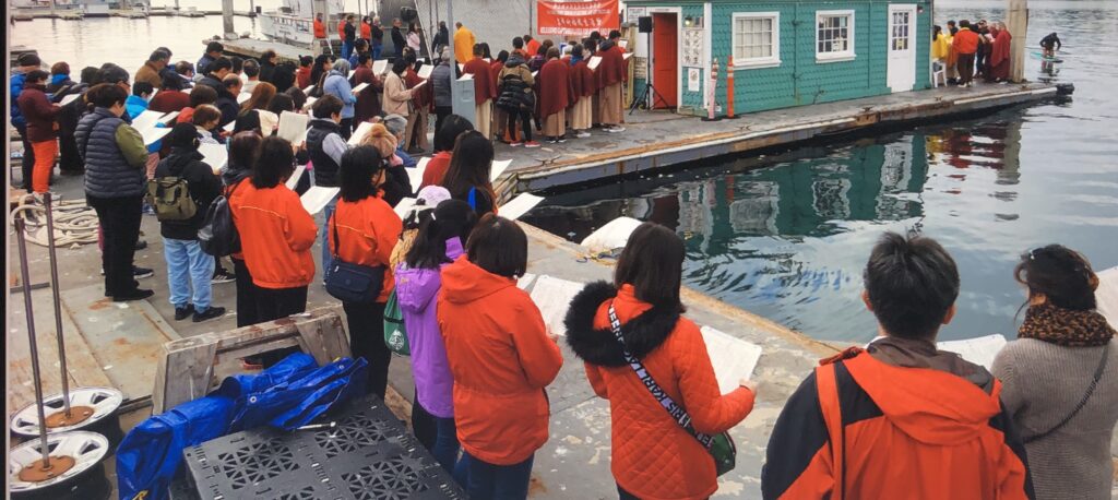 Photo Credit: Joyce Lee
More than three hundred Buddhists across the world gathered in Marina Del Ray, California, to observe H.H. Dorje Chang Buddha III Day